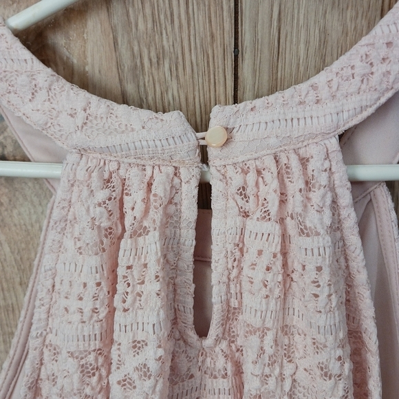 Monteau Los Angeles Lace Overlay Top Size Large - Picture 4 of 9